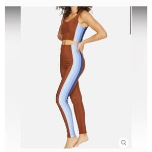 Beach Riot Women's Colorblock Brown/Blue Workout Set Size: XS